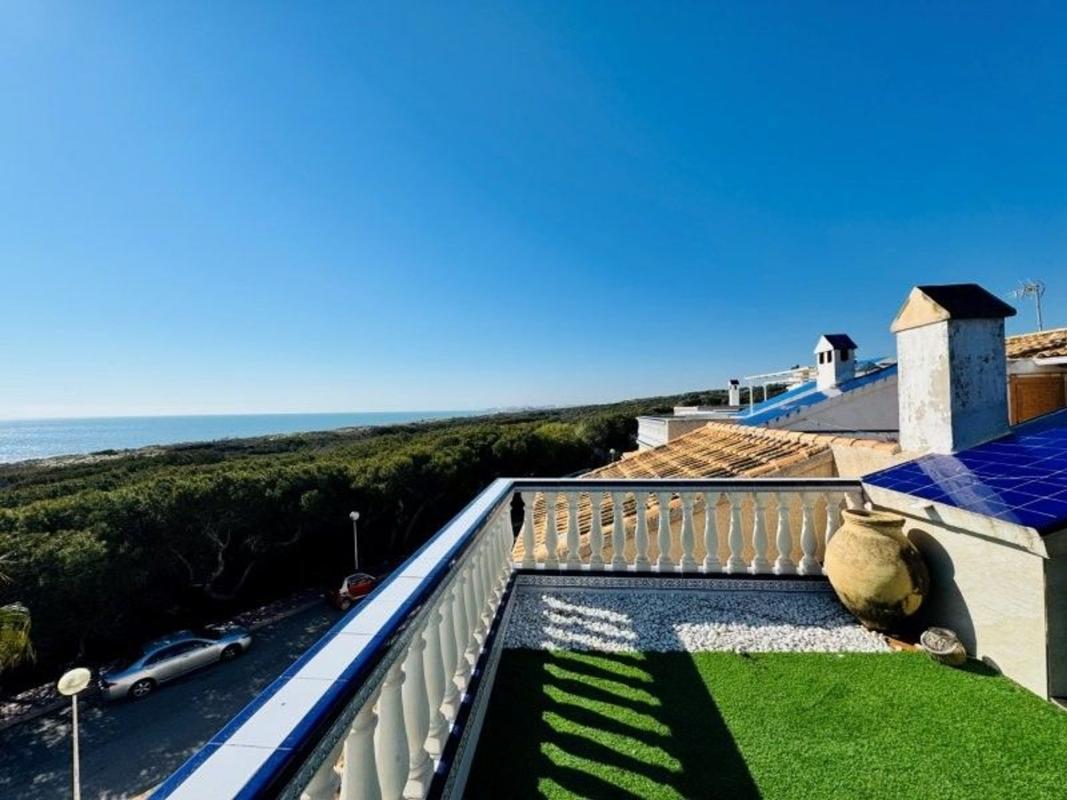 Duplex sale in Calle suecia, Guardamar del Segura photo 4