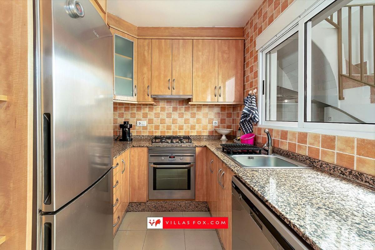 Продажа таунхауса в Calle Luisa Fernanda Balcón , Сан-Мигель-де-Салинас photo 5