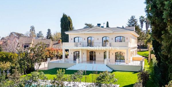 Casa independiente en calle Sant Casimir, 10 photo 1