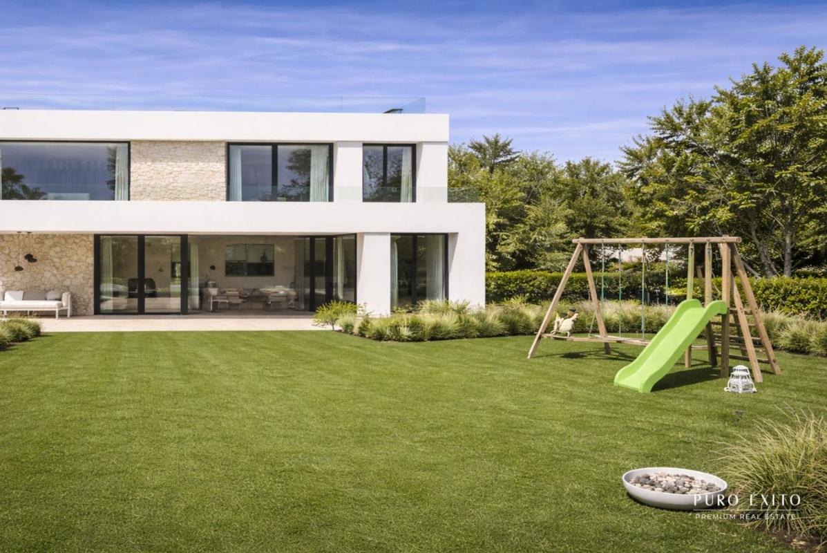Venta de chalet independiente en Calle de Josep Irla s/n, Sitges
photo 3