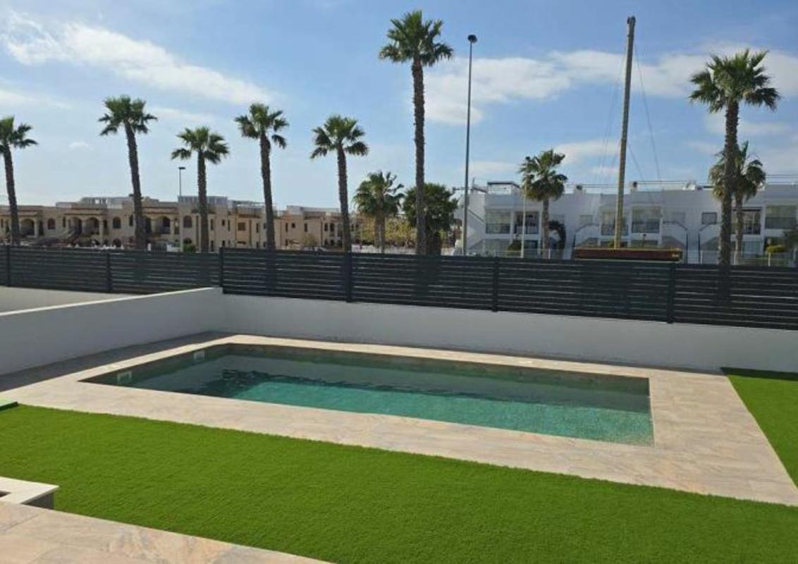 Obra nueva Villa Twin en Torrevieja (Revista) photo 3