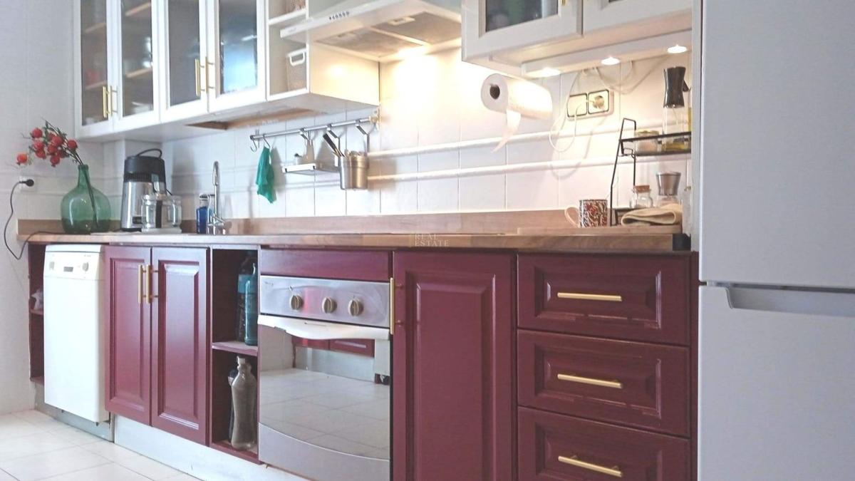 Sale of apartment in Barrio Centro, Elche / Elx
photo 2
