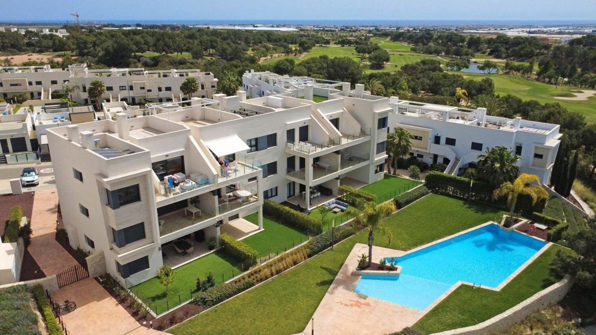 Sale of apartment in Pinar de Campoverde, Pilar de la Horadada
photo 1