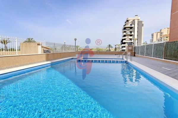 Venta de piso en Avenida del Puerto, 39, Guardamar del Segura
 photo 2