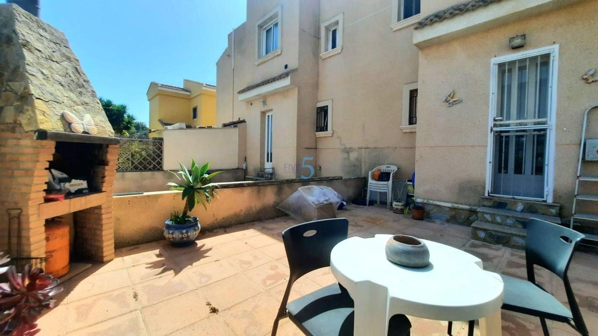 Продажа отдельного шале в Barrio Playa Flamenca, Ориуэла photo 4