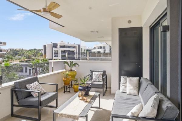 Venta de piso en Calle Lagos de Covadonga, Orihuela
 photo 4