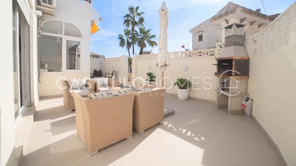 Sprzedaż mieszkania w Barrio Aguas Nuevas, Torrevieja
photo 1