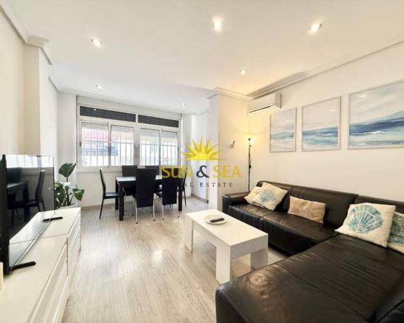 Продажа квартиры на Barrio Playa de los Locos, Торревьеха
 photo 1