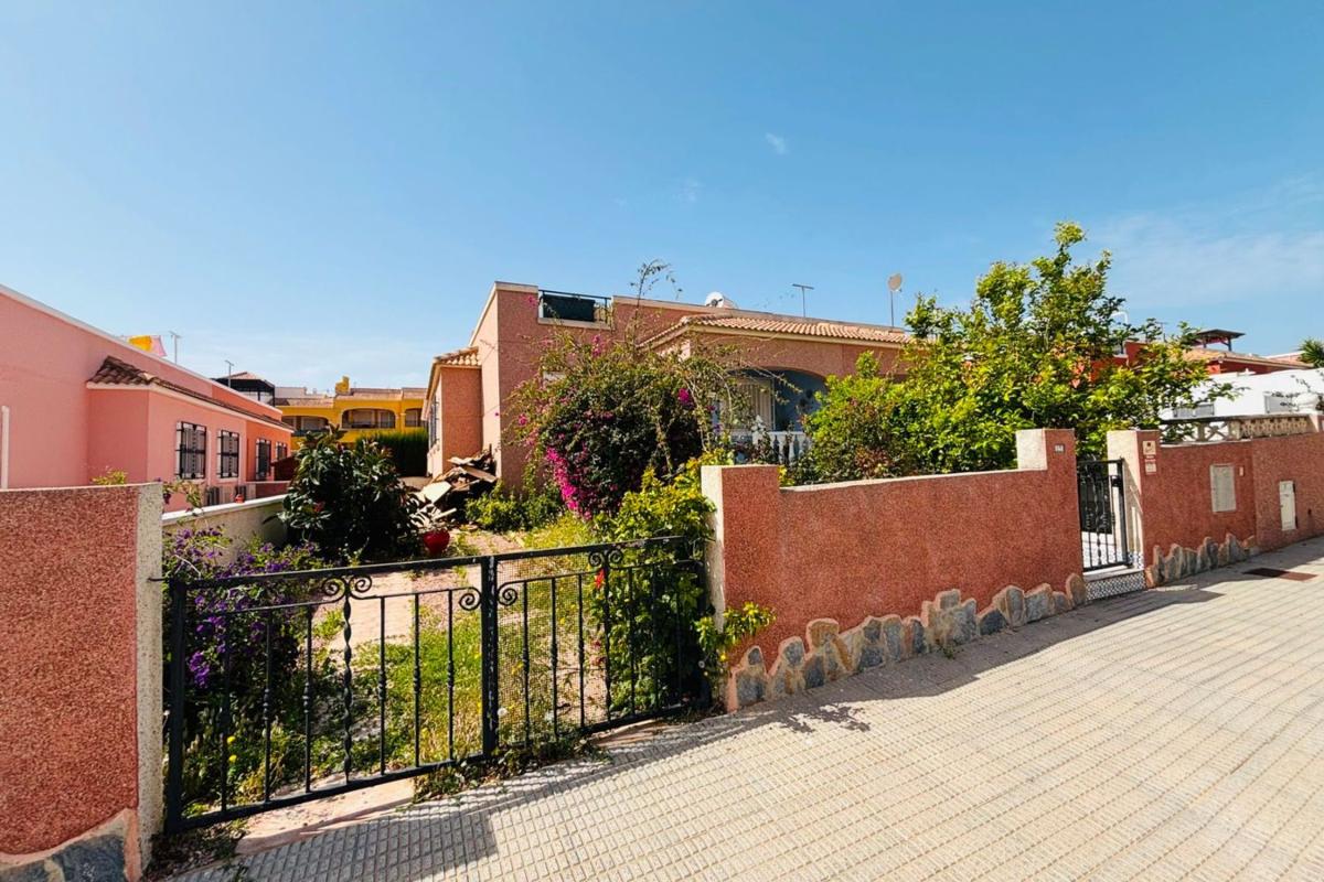 Propiedades en venta y alquiler en España photo 2