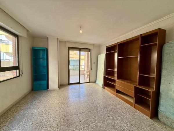 Venta de piso en Calle Ulpiano, Torrevieja
 photo 4
