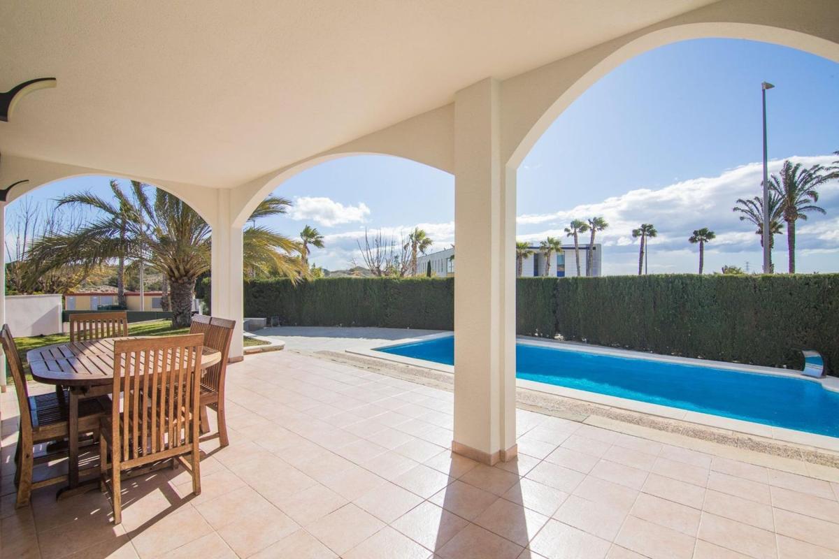 Venta de chalet independiente en Avenida del Mediterráneo, Monforte del Cid
 photo 5