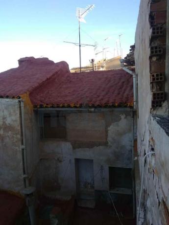 Chalet adosado en arco del Castell thumbnail 1