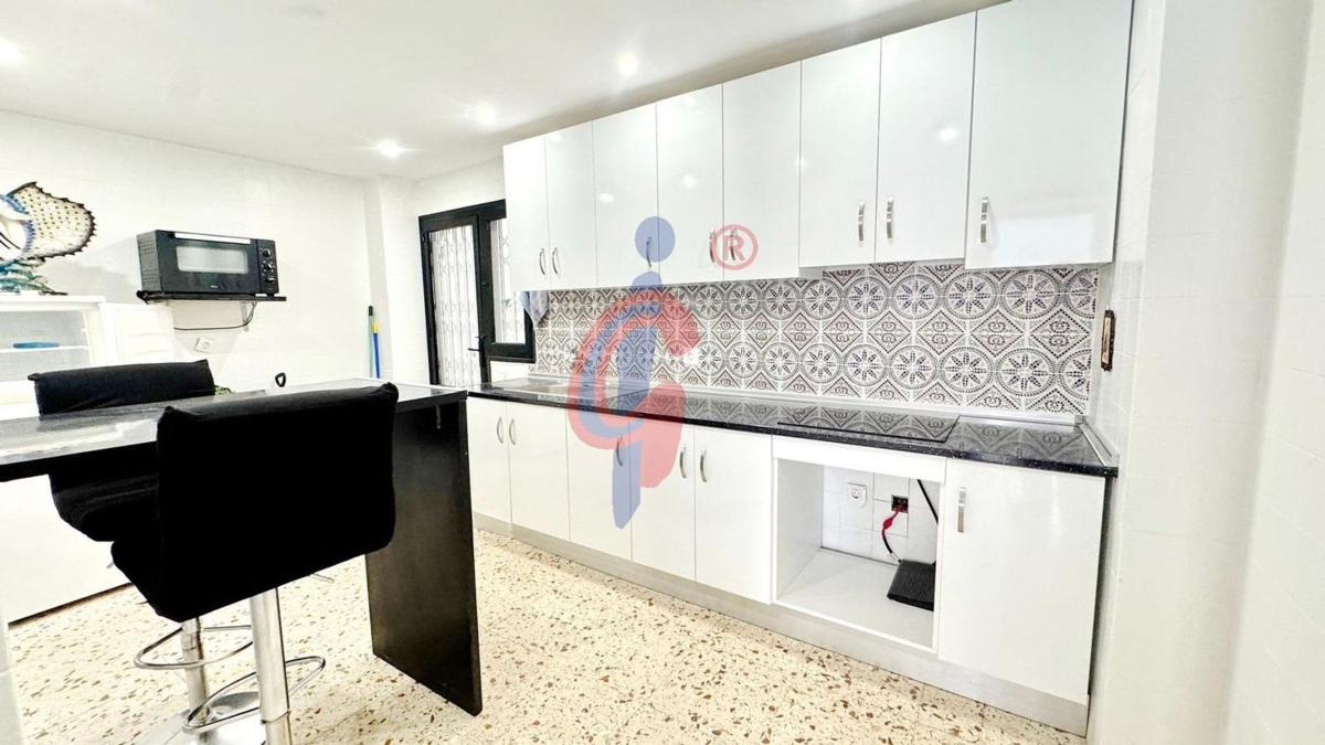 Venta de piso en Calle Cartagena, 4, Guardamar del Segura
 photo 3