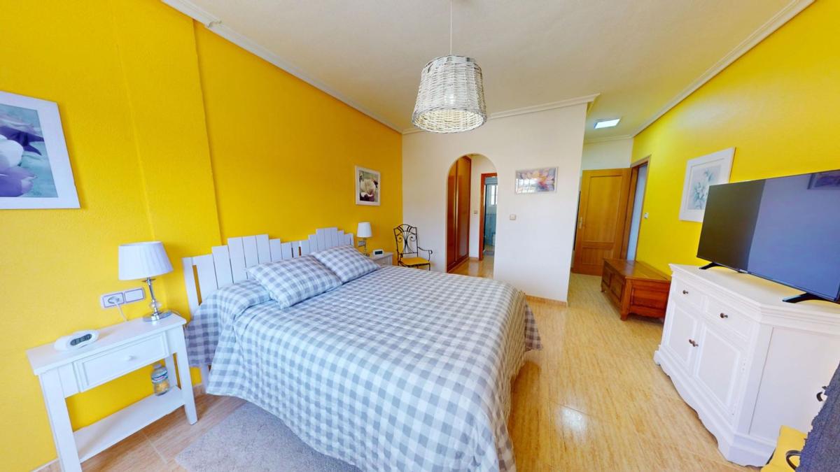 Продажа таунхауса в  Calle Obispo Victorio, 15 , Бигастро photo 4