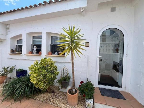 Chalet adosado en calle Serra del Cabeçó d'Or, 18 thumbnail 2