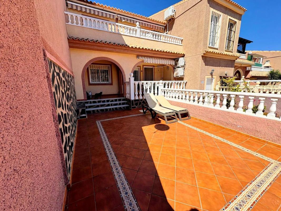 Venta de chalet adosado en Calle Río Vinalopó, 1038 , Gran Alacant photo 1