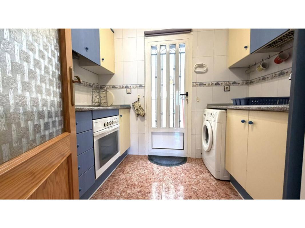 Venta de piso en Calle Membrillero, Orihuela
 photo 3