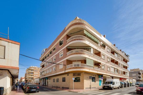 Ático en venta en  Calle San Julián, Torrevieja photo 1