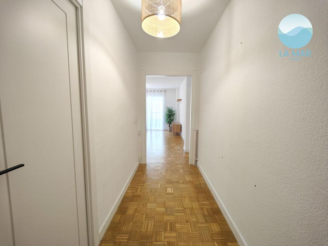 Sale of apartment in Calle Deportista Manuel Suárez, Alicante
photo 2