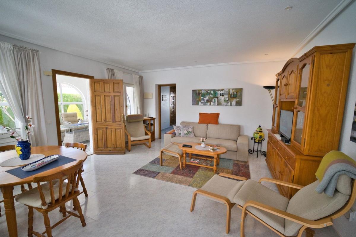 Venta de chalet independiente en Barrio Centro de la Ciudad Quesada, Rojales
photo 4