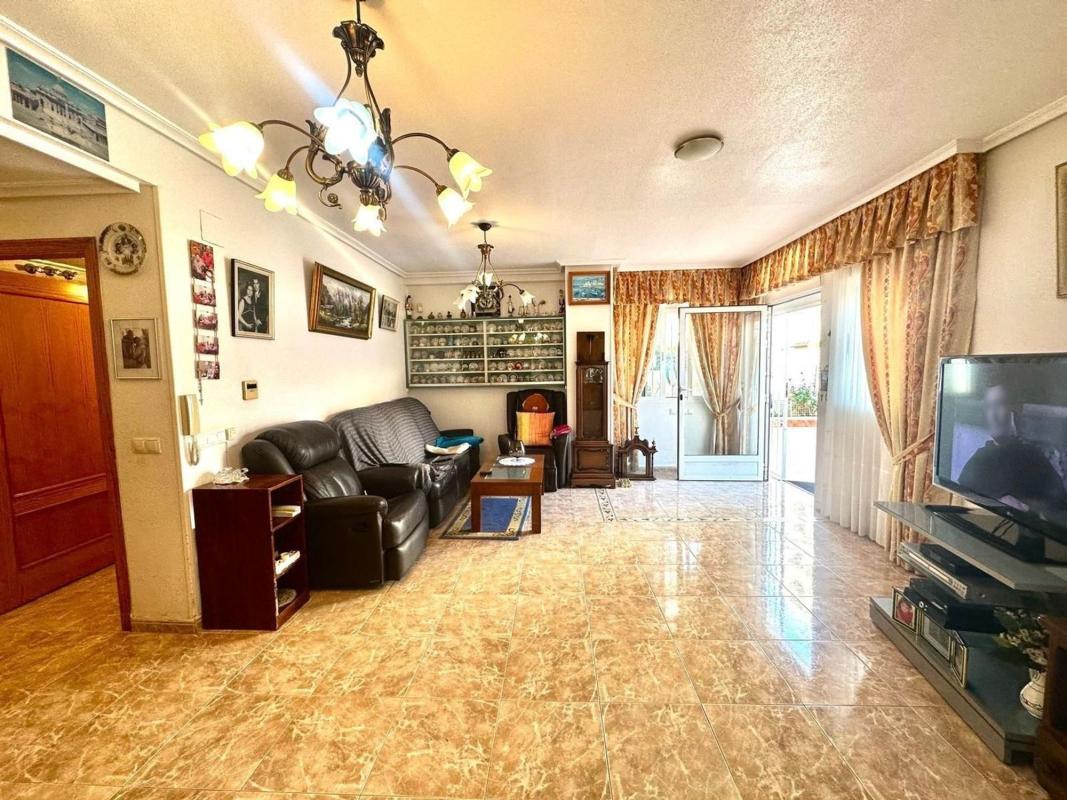 Продажа квартиры на Barrio Nueva Torrevieja, Торревьеха
photo 1