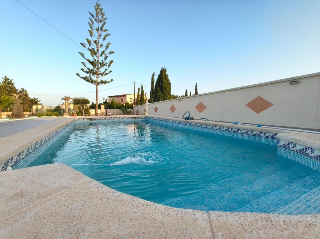 Sprzedaż niezależnego domku jednorodzinnego w  El Altet - Balsares, Elche / Elx photo 2
