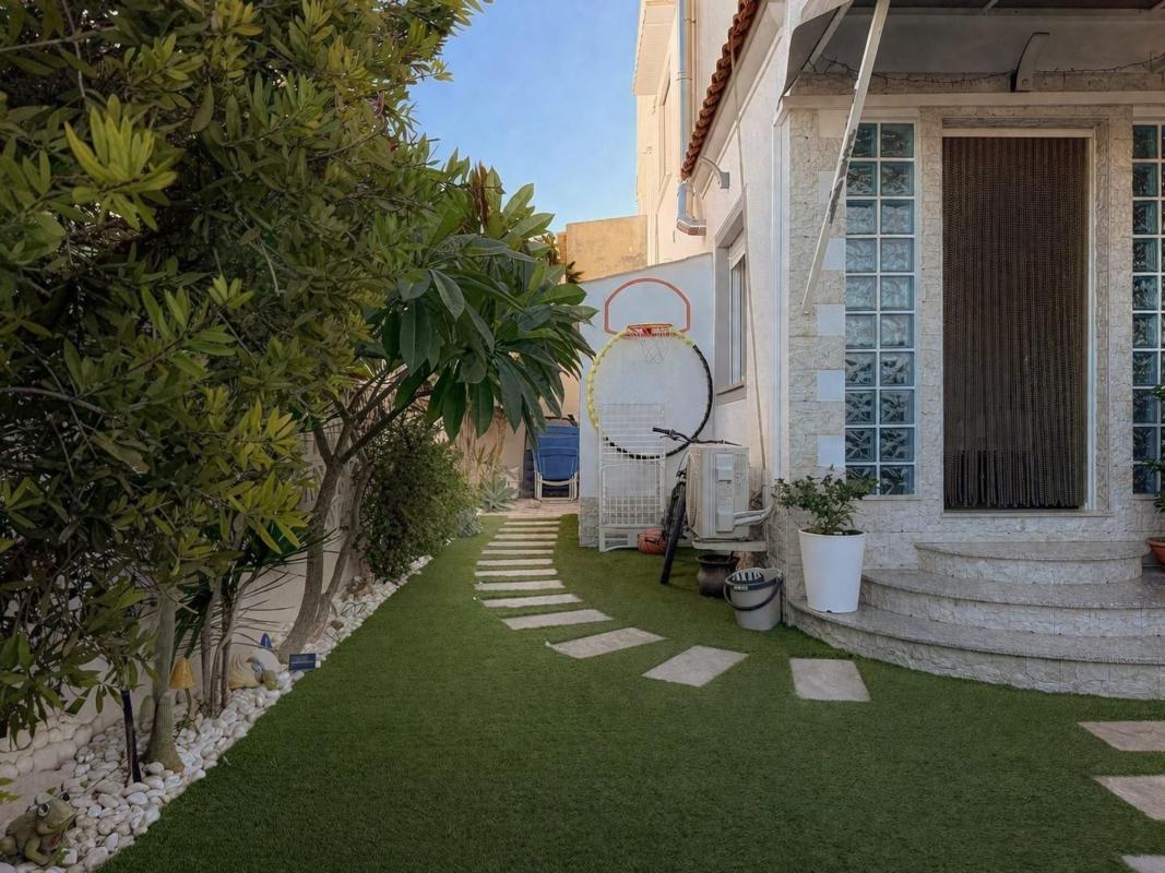 Sprzedaż niezależnego domku jednorodzinnego w Barrio Parque Acuático - Sector 25, Torrevieja photo 3
