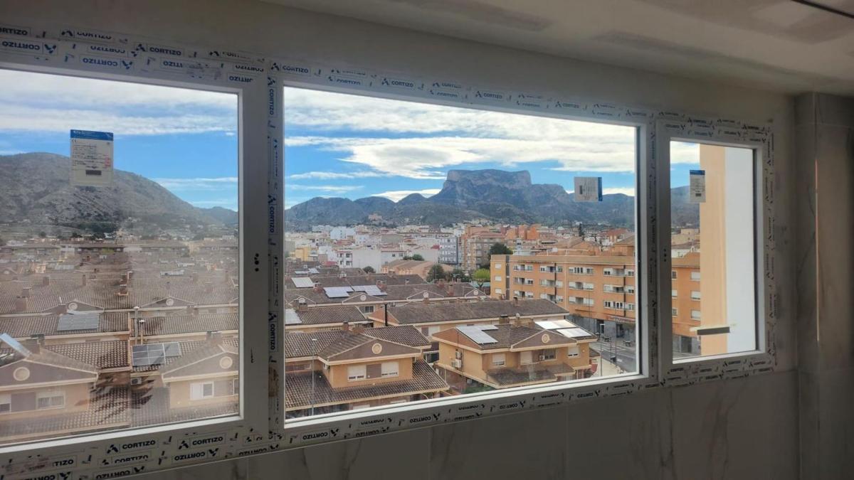 Venta de piso en Piso en Petrer, Petrer
photo 2