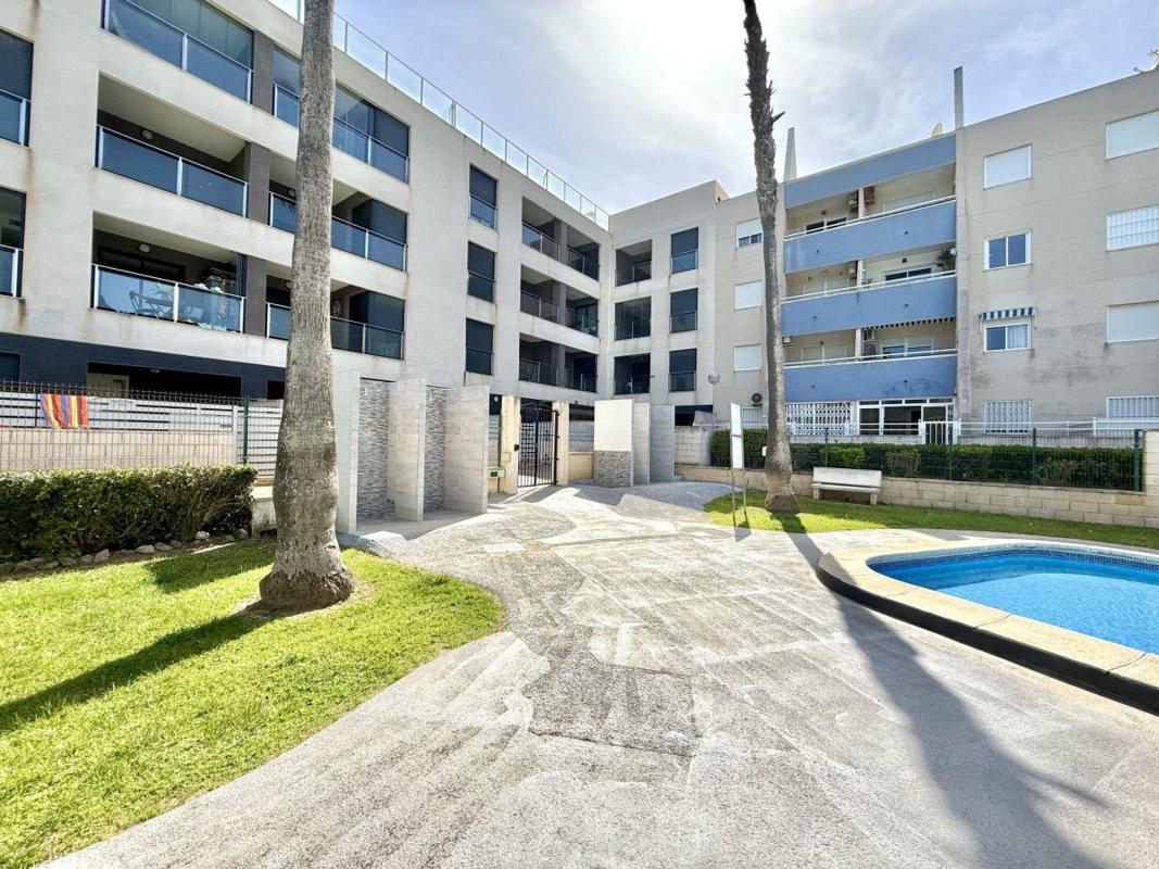 Sprzedaż mieszkania w Calle Adriano, Torrevieja
photo 3