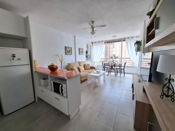 Sale of flat in Calle de Londres, Benidorm
thumbnail 1
