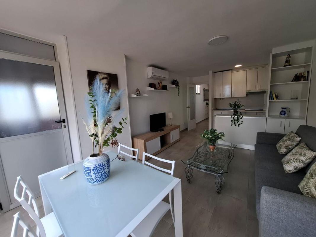 Sale of apartment in Calle de Londres, Benidorm
photo 4