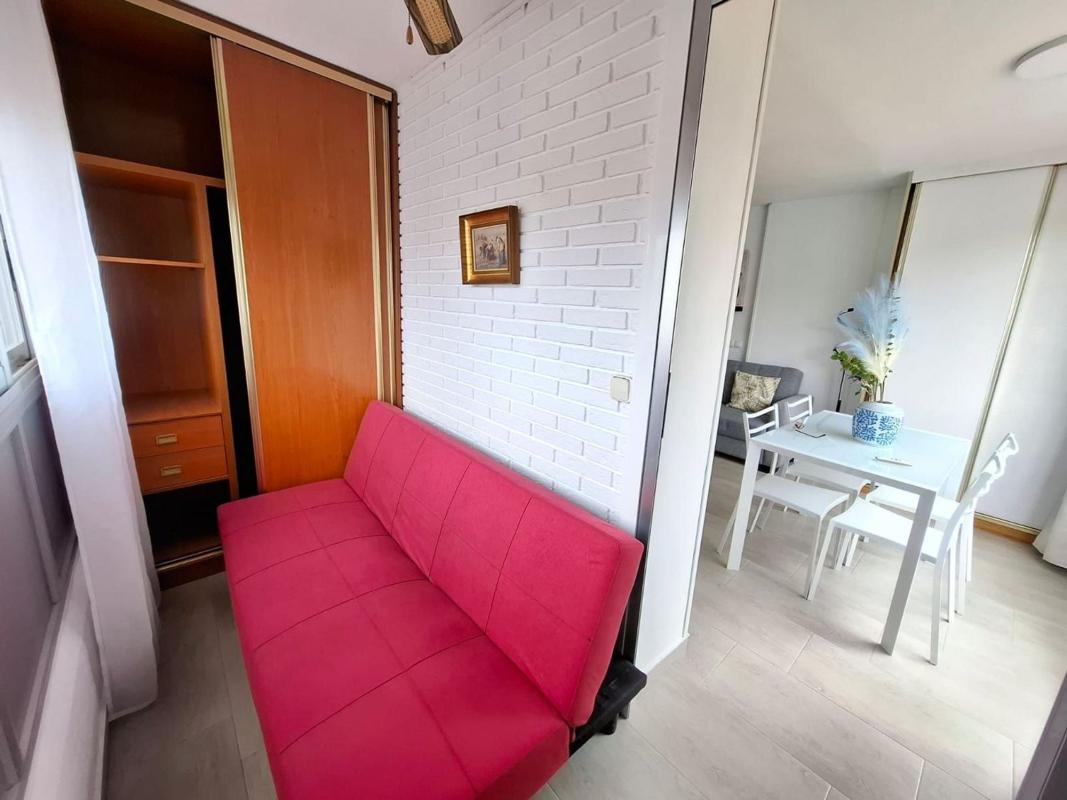 Sale of apartment in Calle de Londres, Benidorm
photo 5