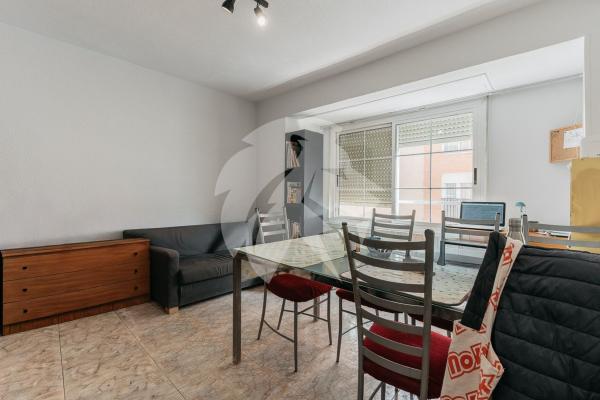 Sale of flat in Calle Pardo Gimeno, Alicante
photo 1