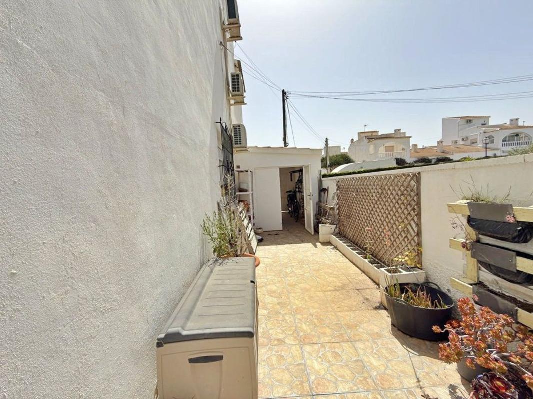 Venta de chalet adosado en Calle Prto.Sal V. Costa s/n , Orihuela photo 5