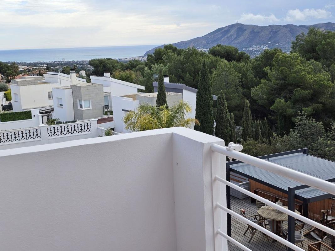 Properties for sale and rent in Spain photo 3