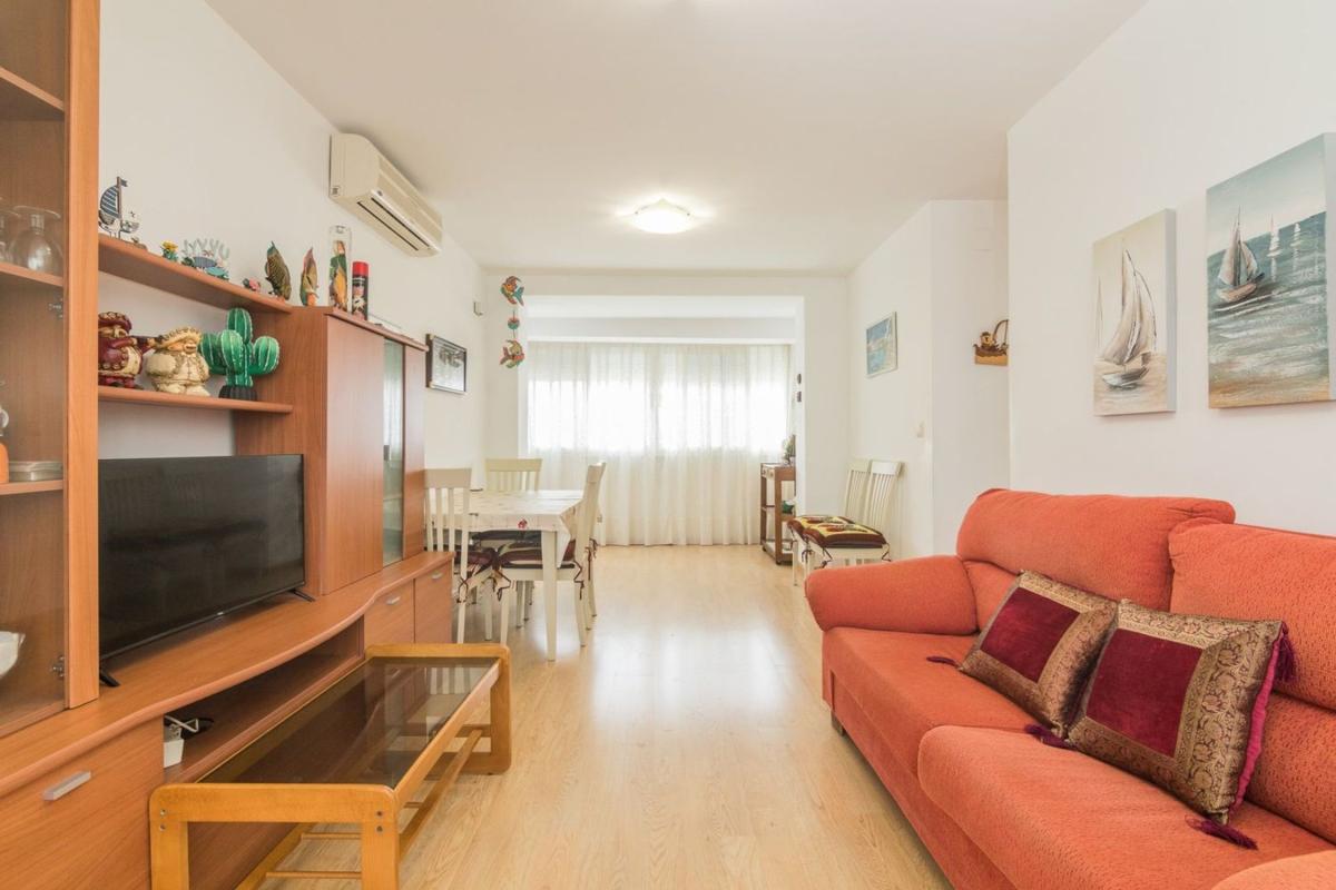 Продажа квартиры на Calle Ávila, 28, Санта Пола
photo 3