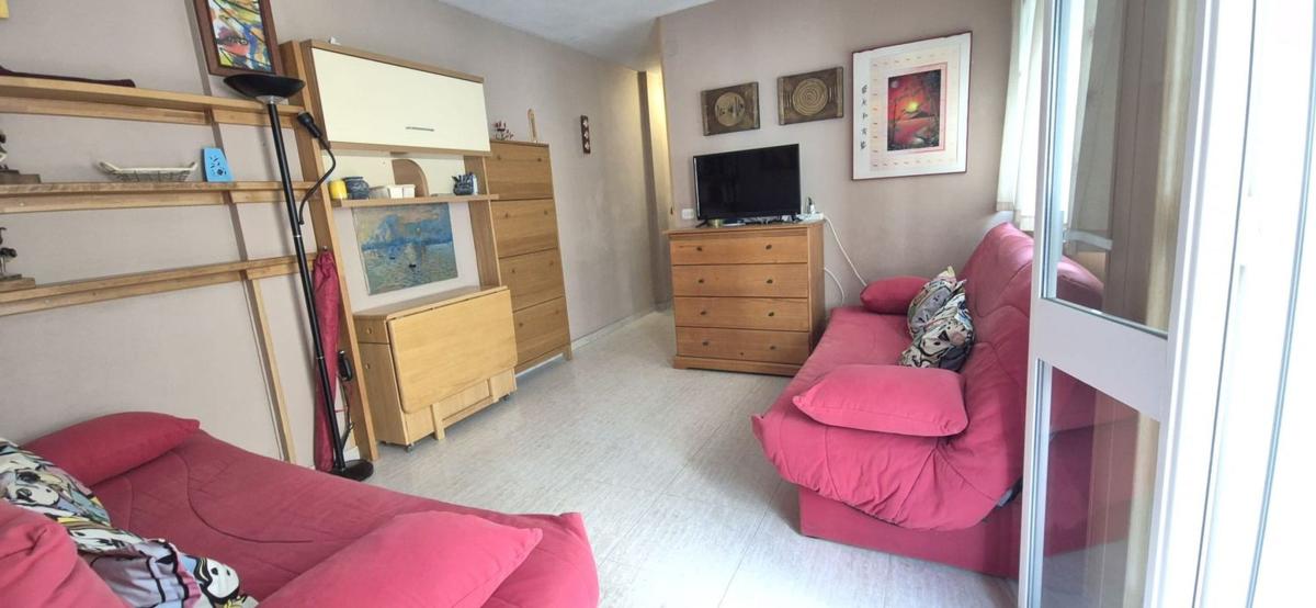 Продажа квартиры на Calle de Sant Vicent, Бенидорм
photo 3