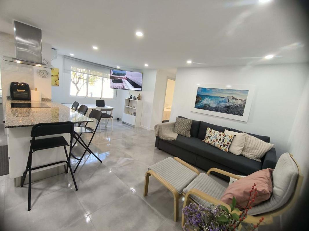 Venta de piso en Barrio Ciudad Jardín, Alicante / Alacant
 photo 3