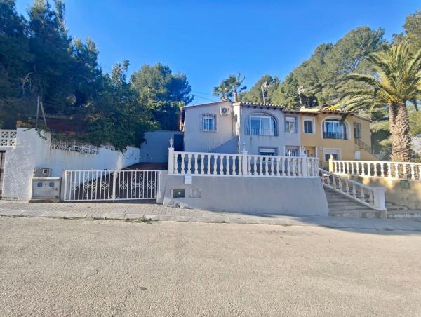 Chalet adosado photo 2