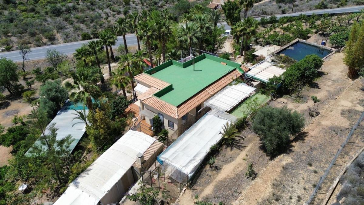Sale of independent chalet in El Tossal-Bello Horizonte, La Nucia
 photo 2