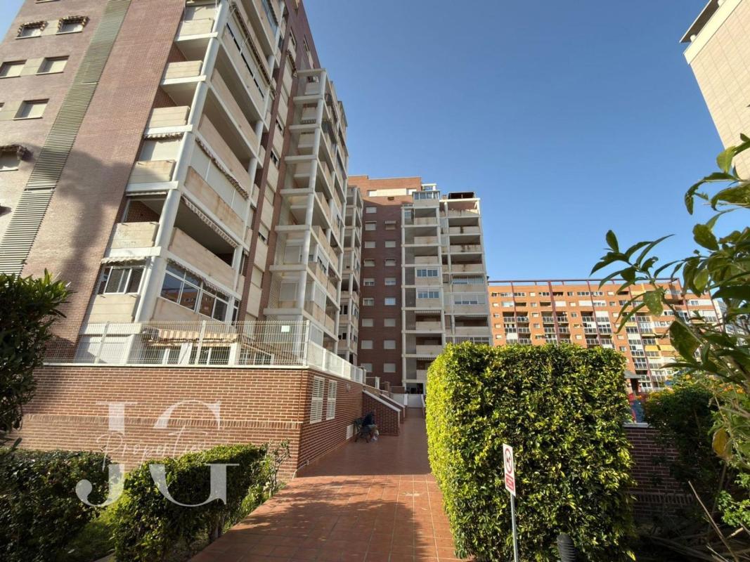 Venta de piso en Calle Llevant, 6, La Villajoyosa / Vila Joiosa
 photo 2