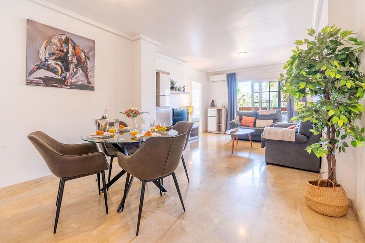 Venta de piso en J-1 P FLAMENCA NORTE, Orihuela
 photo 3