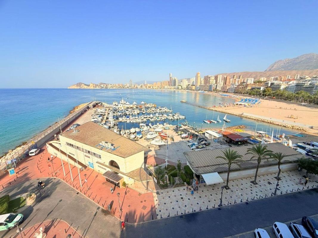 Sale of apartment in Calle del Condestable Zaragoza, 11, Benidorm
photo 3