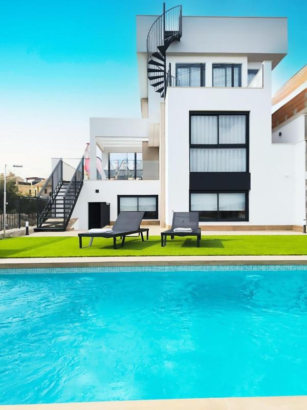 Sale of townhouse in Algorfa , Algorfa photo 1
