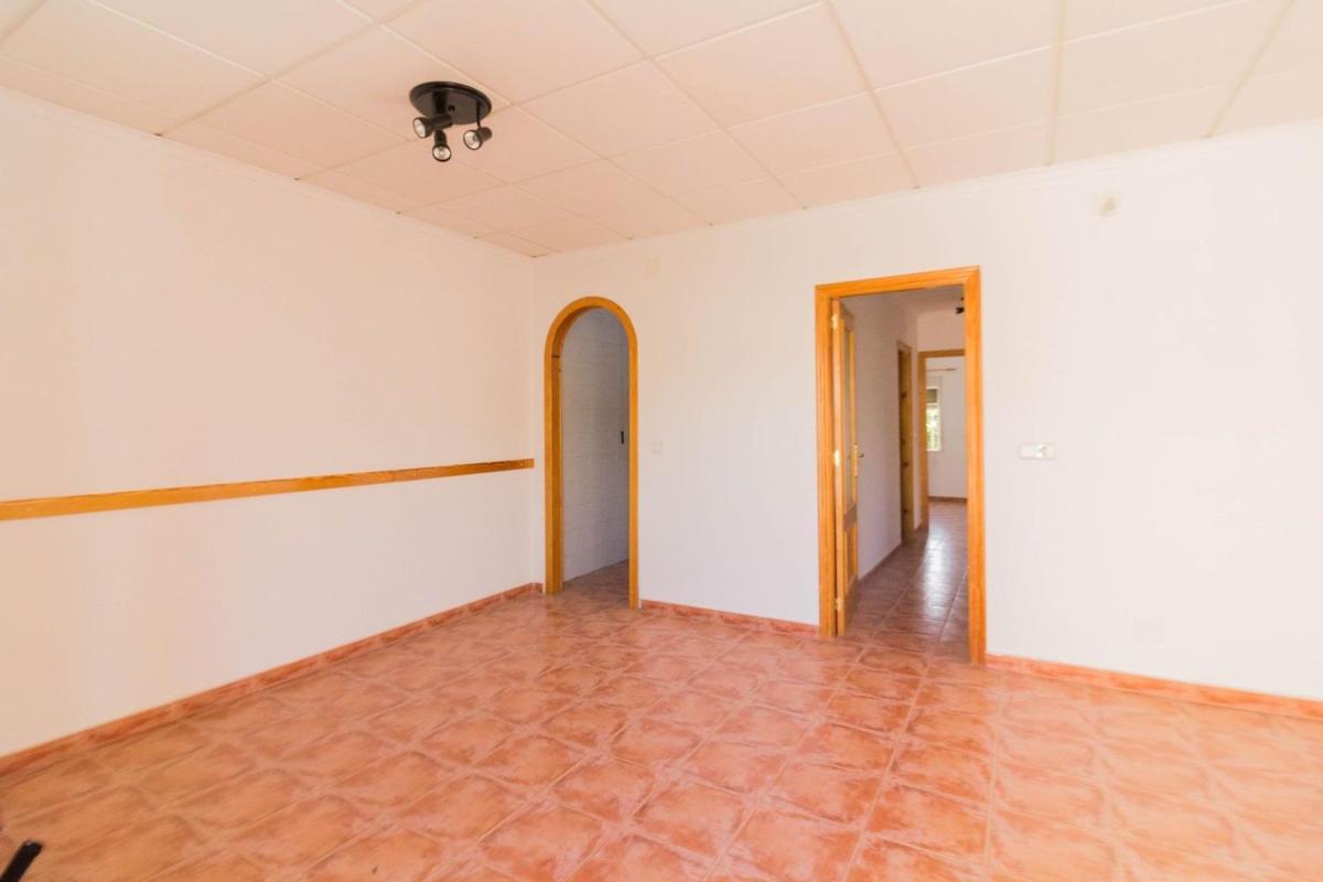 Sale of independent chalet in DESAMPARADOS, Orihuela
 photo 4