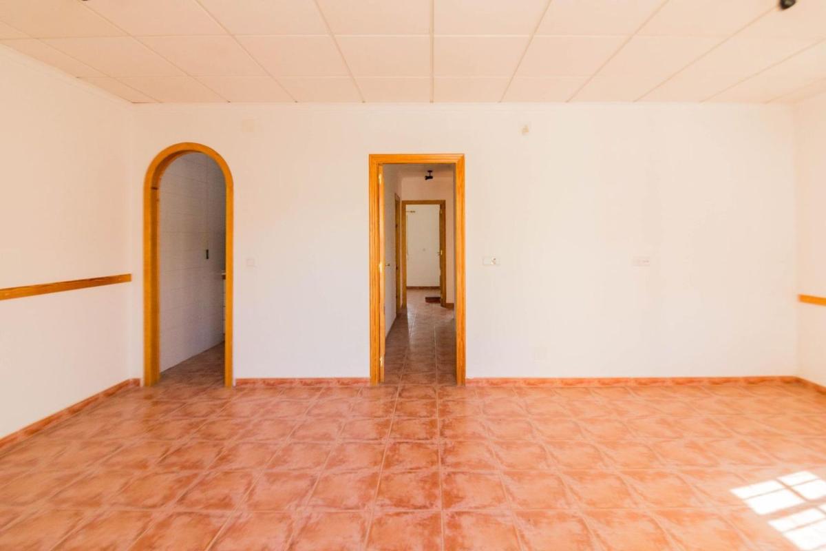Sale of independent chalet in DESAMPARADOS, Orihuela
 photo 5