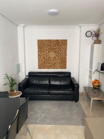 Sale of flat in Calle Joaquín Chapaprieta, 105, Torrevieja
 photo 4