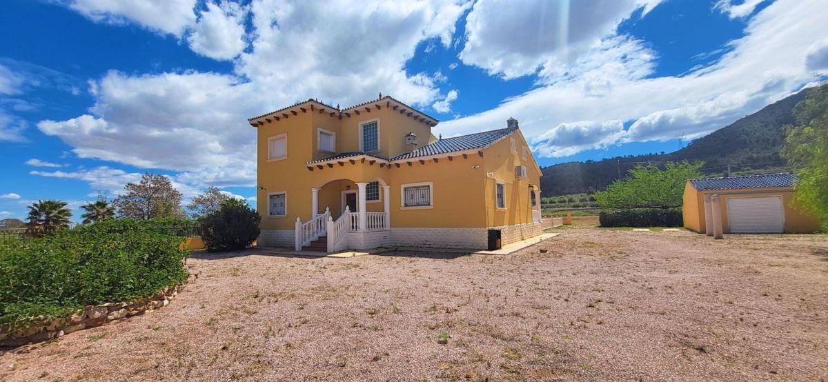 Sale of independent chalet in La Romana, La Romana
photo 2