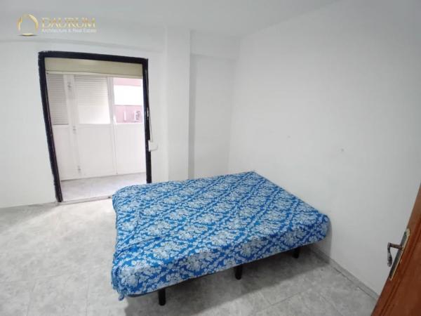 Sale of flat in Calle Alonso Cano, Alicante
thumbnail 2