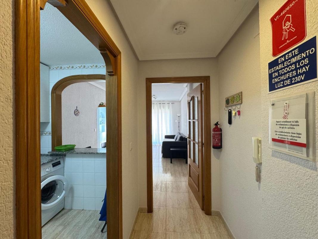 Venta de piso en Calle Pintor Antonio López, 7, Guardamar del Segura
photo 2